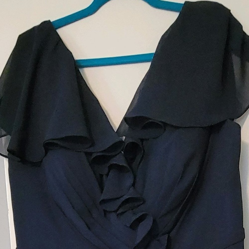 Navy Mother of Bride or Bridesmaid Flowy chiffon Floor Length Gown Size 22